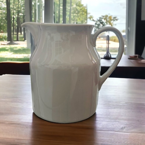 Modern Pitcher CRATE & BARREL White Ceramic Pottery Pitcher Jug - Picture 1 of 4